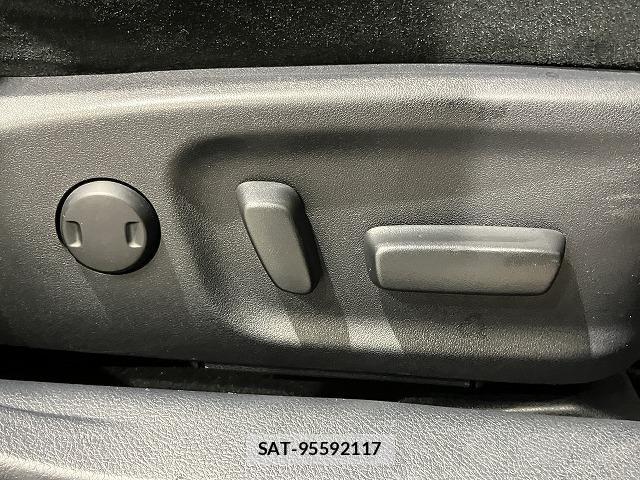 Toyota CROWN SEDAN 2016-03 7722226-4