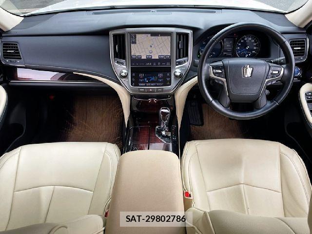Toyota CROWN SEDAN 2016-09 7722235-1