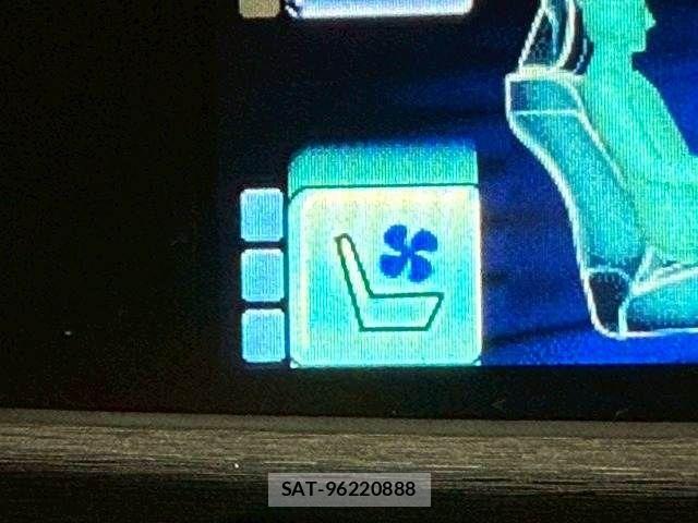 Toyota CROWN SEDAN 2013-04 7722240-7