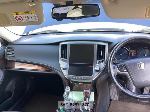 Toyota CROWN SEDAN 2014-03 7783833-10