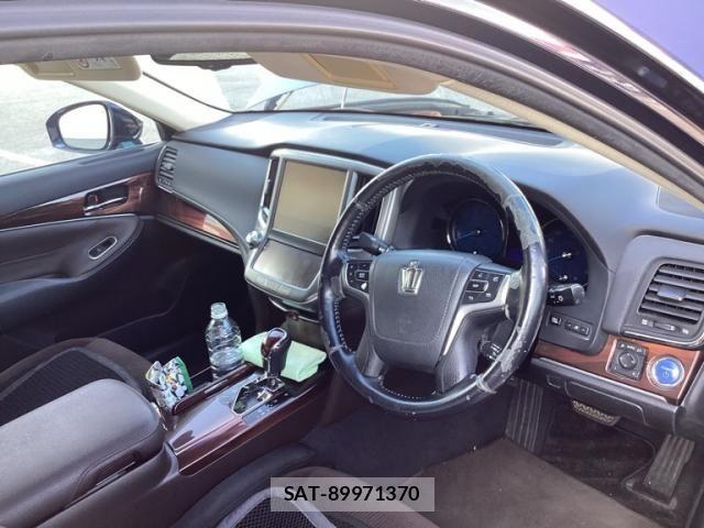 Toyota CROWN SEDAN 2014-03 7783833-11
