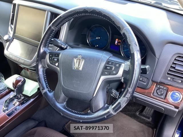 Toyota CROWN SEDAN 2014-03 7783833-14