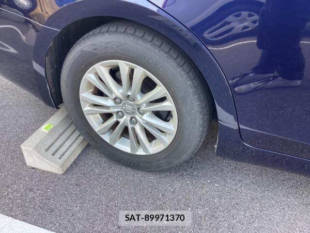 Toyota CROWN SEDAN 2014-03 7783833-2