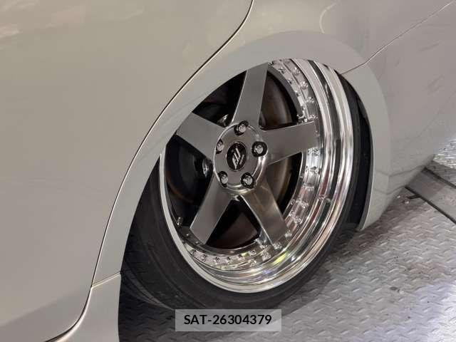 Toyota CROWN SEDAN 2013-04 7783855-10