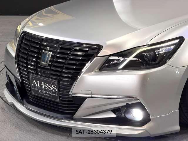 Toyota CROWN SEDAN 2013-04 7783855-18