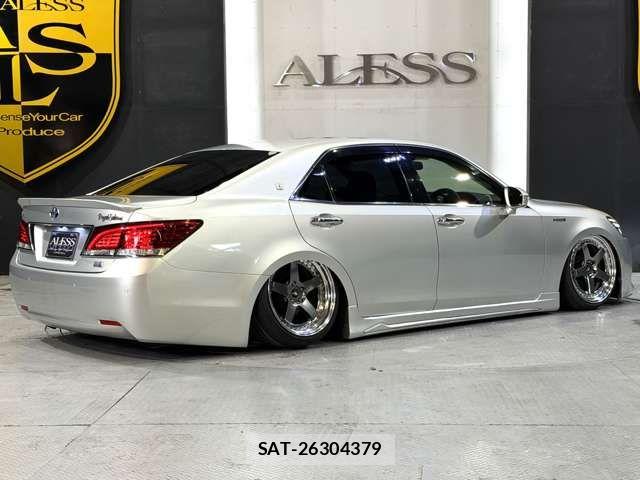 Toyota CROWN SEDAN 2013-04 7783855-2