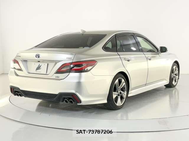 Toyota CROWN SEDAN 2018-09 7783863-5