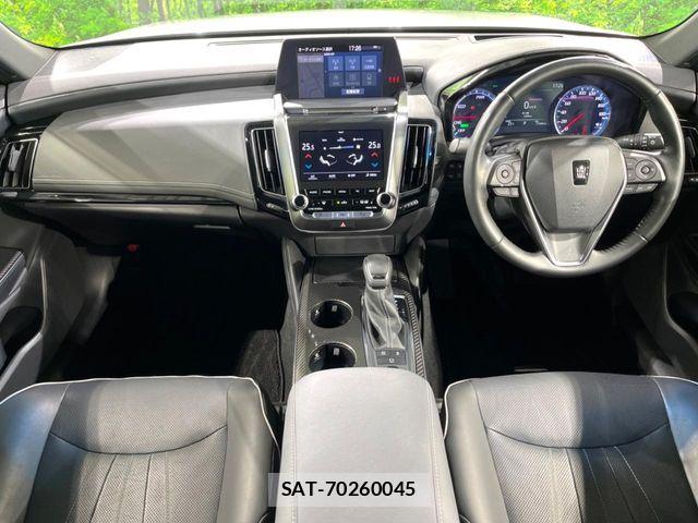 Toyota CROWN SEDAN 2018-12 7783879-1