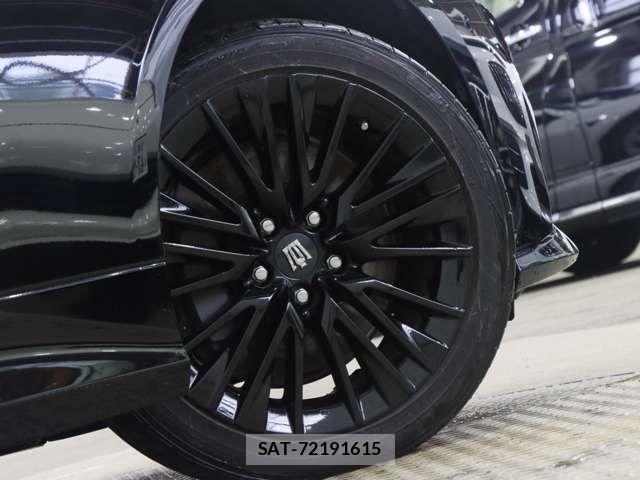 Toyota CROWN SEDAN 2018-07 7783877-19