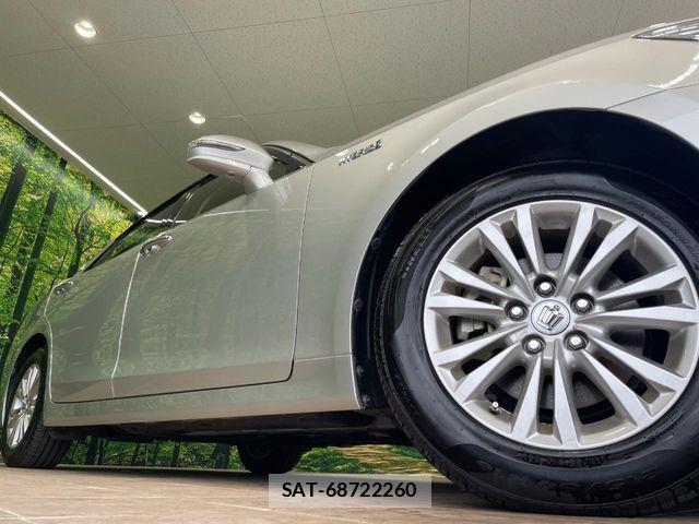 Toyota CROWN SEDAN 2013-04 7783847-12