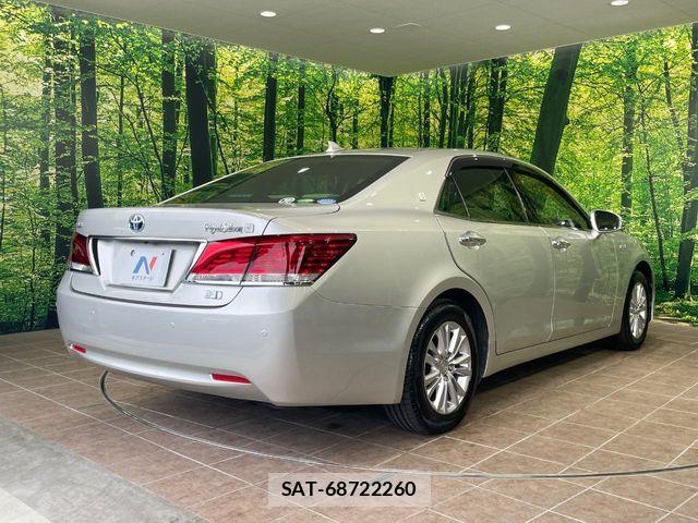 Toyota CROWN SEDAN 2013-04 7783847-16