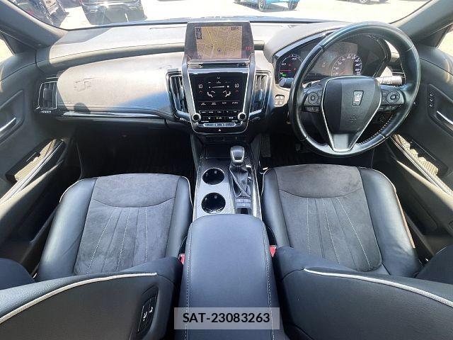 Toyota CROWN SEDAN 2018-10 7783867-1
