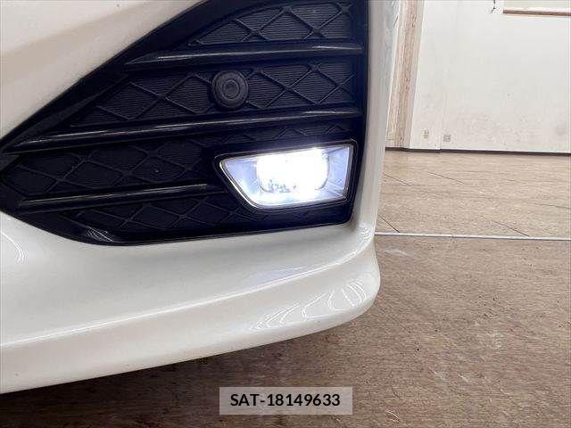 Toyota CROWN SEDAN 2016-08 7783849-11