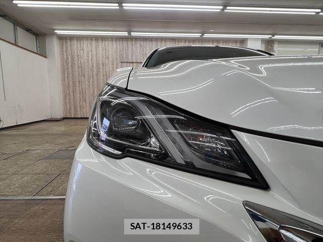 Toyota CROWN SEDAN 2016-08 7783849-22