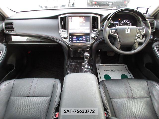 Toyota CROWN SEDAN 2016-09 7783850-1