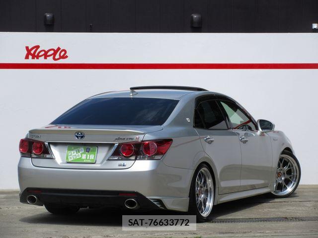 Toyota CROWN SEDAN 2016-09 7783850-2