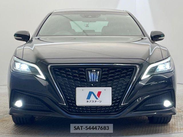 Toyota CROWN SEDAN 2019-06 7783881-16