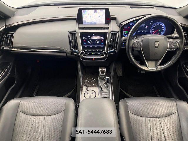 Toyota CROWN SEDAN 2019-06 7783881-1