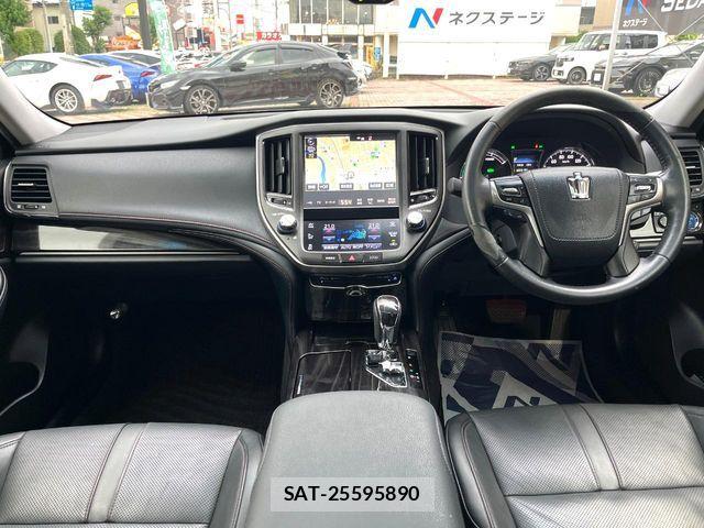 Toyota CROWN SEDAN 2016-10 7783865-1