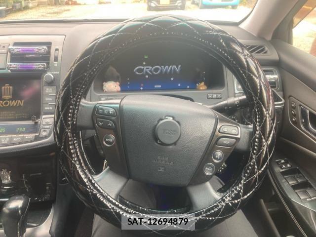 Toyota CROWN SEDAN 2009-10 7875932-14