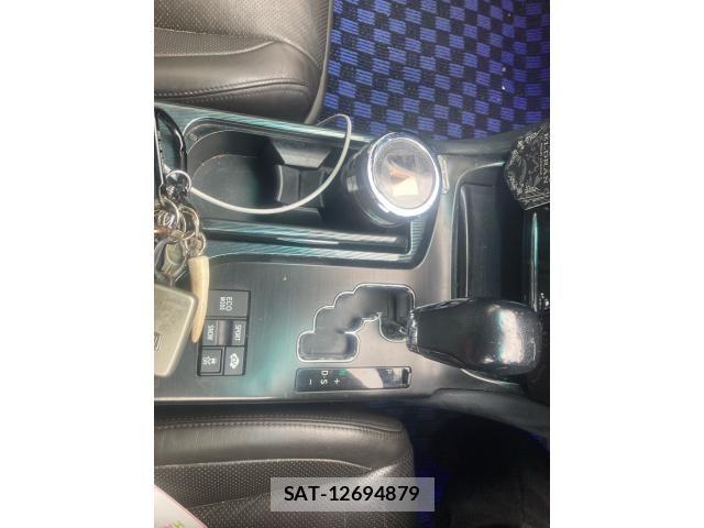 Toyota CROWN SEDAN 2009-10 7875932-17