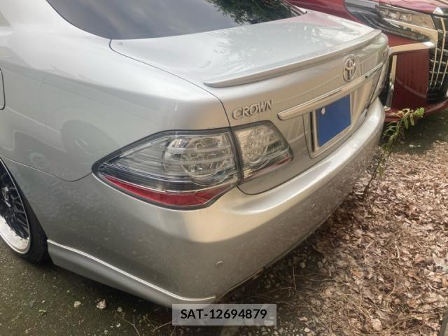 Toyota CROWN SEDAN 2009-10 7875932-4