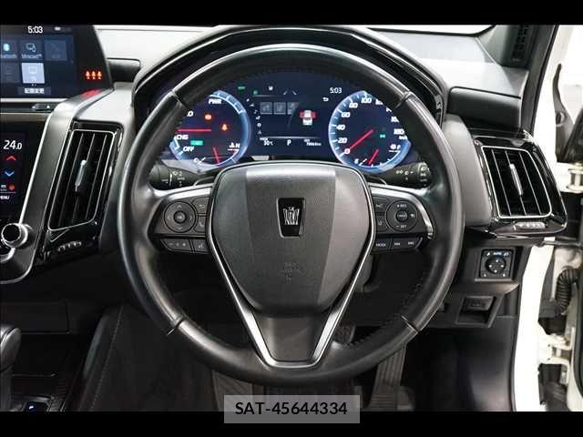 Toyota CROWN SEDAN 2018-06 7875908-9