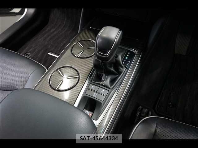 Toyota CROWN SEDAN 2018-06 7875908-11