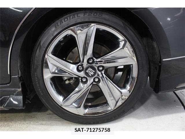 Toyota CROWN SEDAN 2018-07 7875911-24