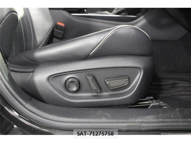 Toyota CROWN SEDAN 2018-07 7875911-27