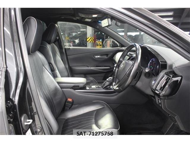 Toyota CROWN SEDAN 2018-07 7875911-28