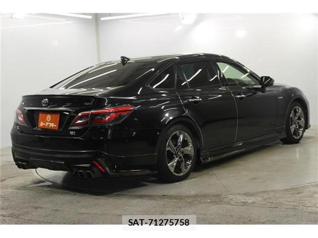 Toyota CROWN SEDAN 2018-07 7875911-4