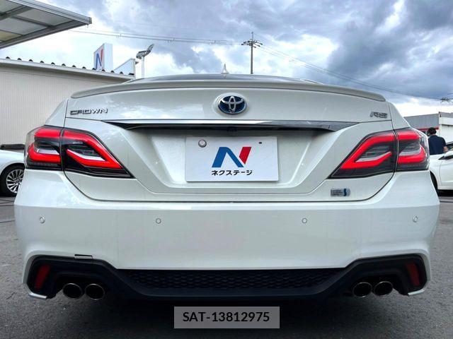 Toyota CROWN SEDAN 2019-01 7875909-15