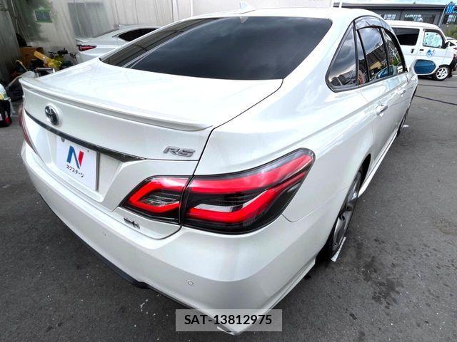 Toyota CROWN SEDAN 2019-01 7875909-17