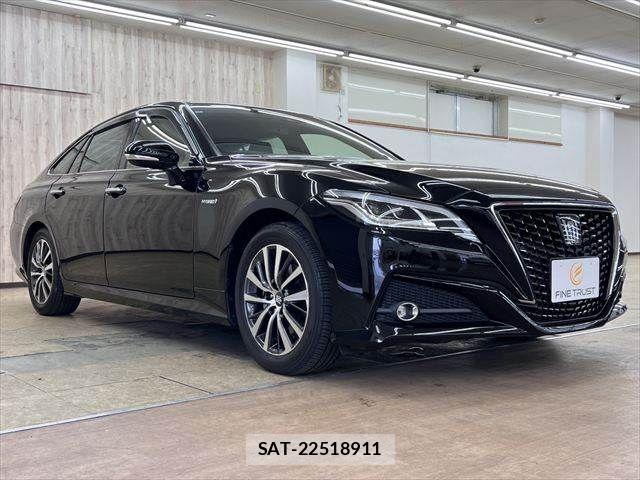 Toyota CROWN SEDAN 2019-06 7875914-14