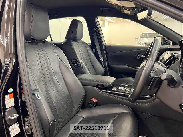 Toyota CROWN SEDAN 2019-06 7875914-6