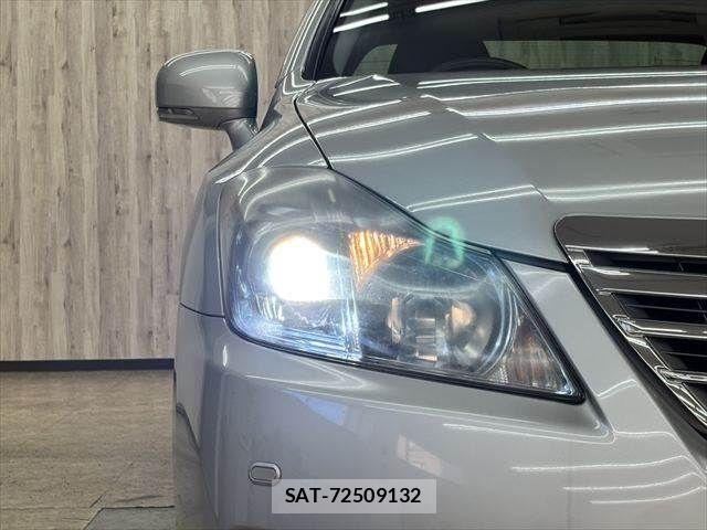 Toyota CROWN SEDAN 2010-03 7875927-29