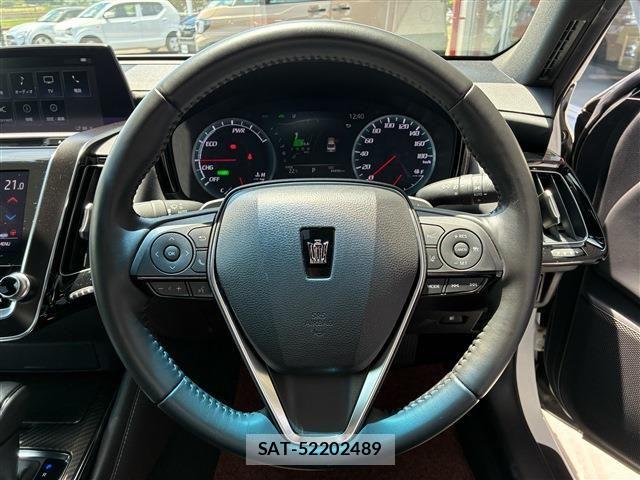 Toyota CROWN SEDAN 2018-07 7875903-13