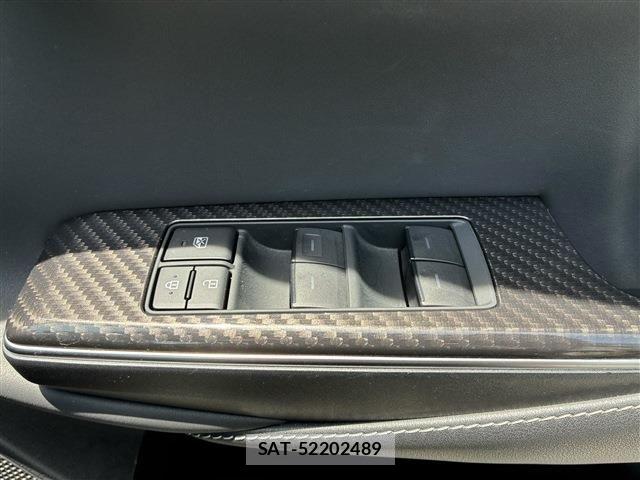 Toyota CROWN SEDAN 2018-07 7875903-14