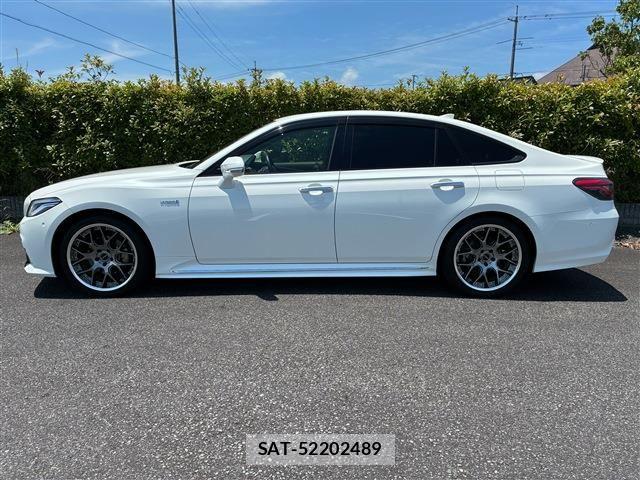 Toyota CROWN SEDAN 2018-07 7875903-2