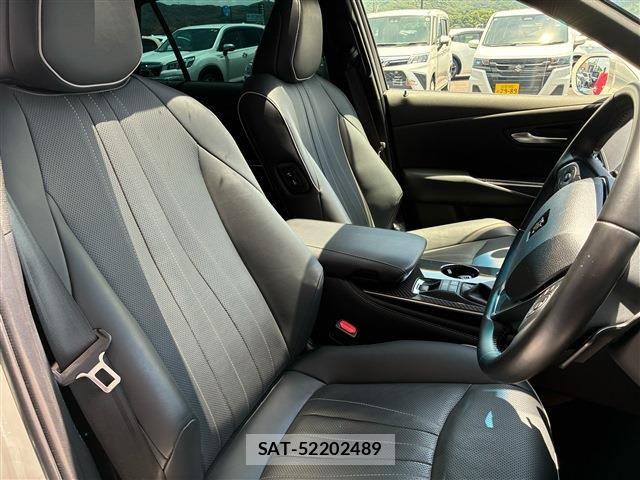 Toyota CROWN SEDAN 2018-07 7875903-6