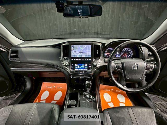 Toyota CROWN SEDAN 2013-03 7875926-4