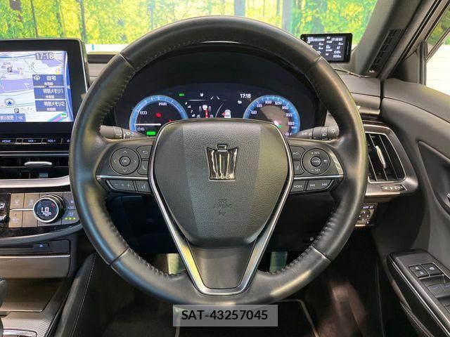 Toyota CROWN SEDAN 2021-07 7875900-10
