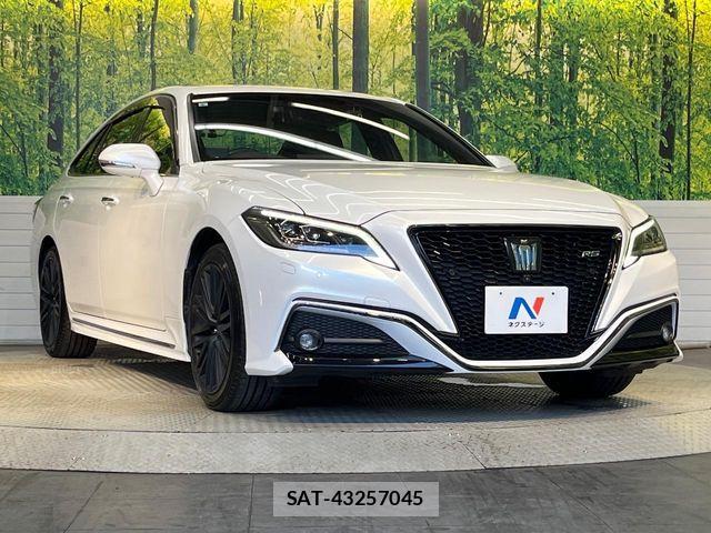 Toyota CROWN SEDAN 2021-07 7875900-15