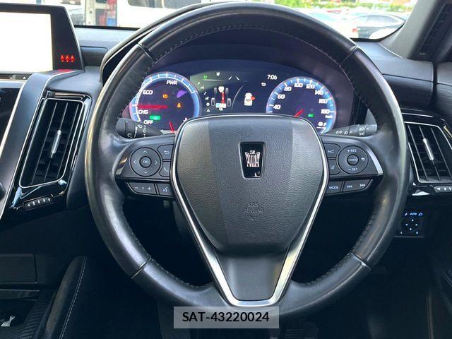 Toyota CROWN SEDAN 2018-10 7875906-10