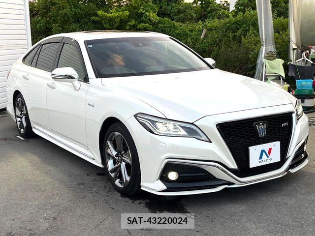 Toyota CROWN SEDAN 2018-10 7875906-15