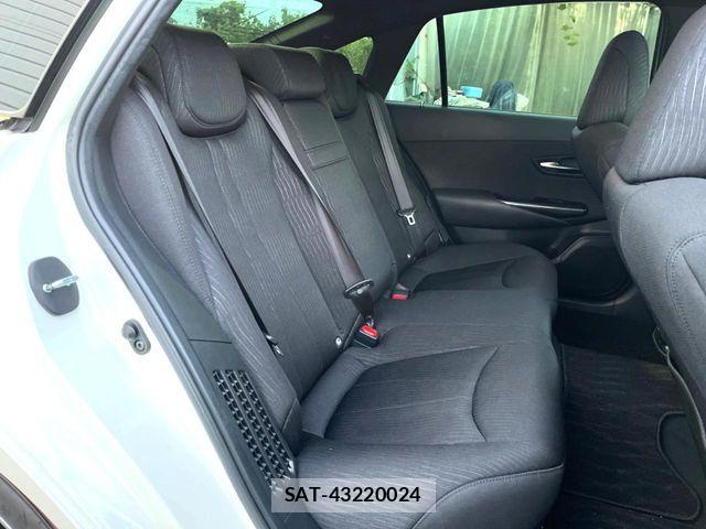 Toyota CROWN SEDAN 2018-10 7875906-8