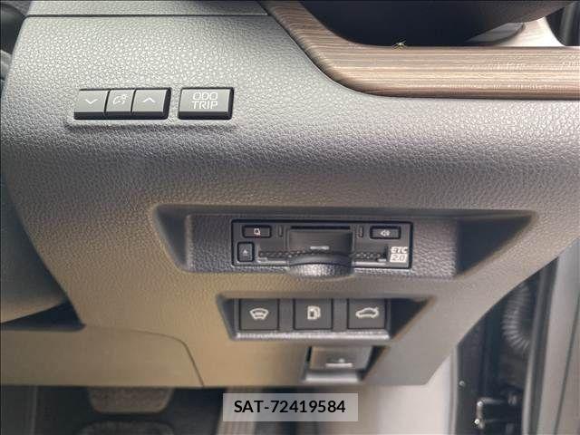 Toyota CROWN SEDAN 2024-05 7875897-9