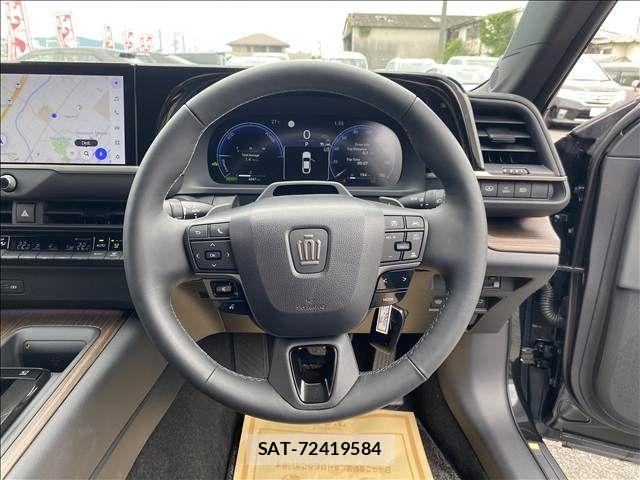 Toyota CROWN SEDAN 2024-05 7875897-1