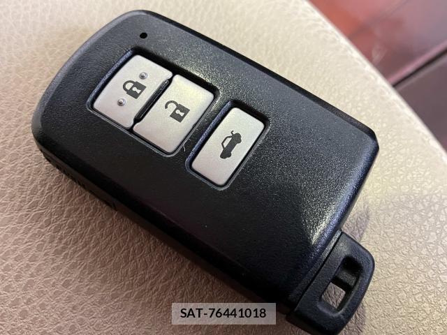 Toyota CROWN SEDAN 2014-02 7875924-12